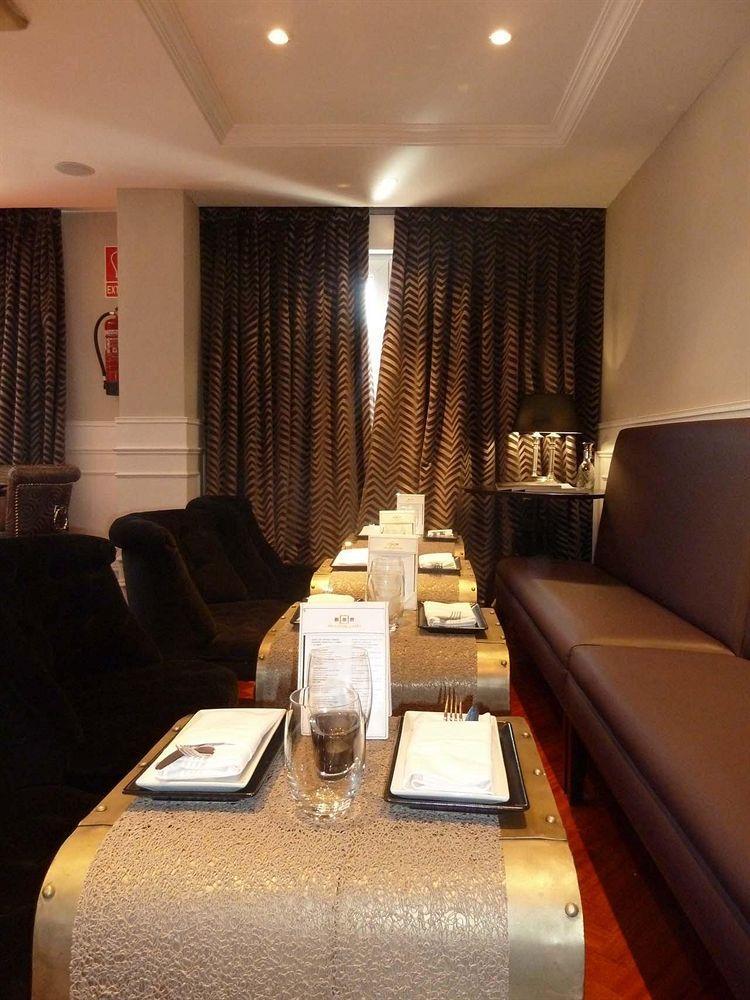 Boutike Cibeles Apartment Madrid Restaurant photo